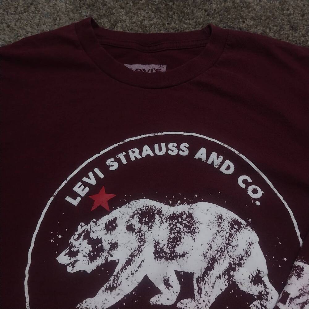 Levis TShirt Mens Size Large Burgundy Long Sleeve Logo Classic Streetwear